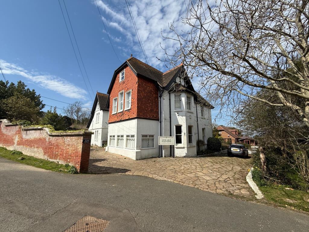 Lot: 105 - FORMER CARE HOME WITH CONSENT FOR CONVERSION TO NINE APARTMENTS - The Entrance to the Property From York Lane